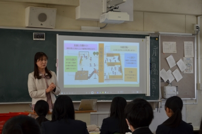 R7_ようこそ先輩 (4).JPG